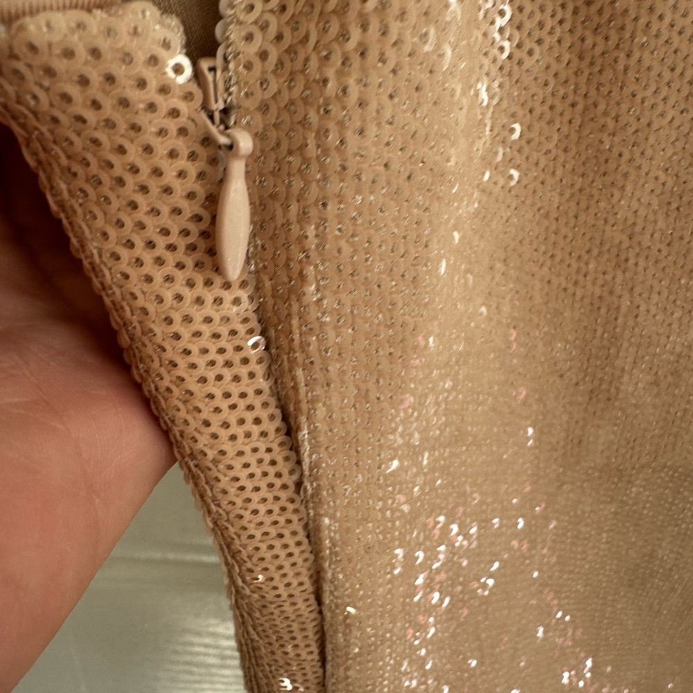 Express Shimmering Tan Sleeveless Bodysuit - Picture 3 of 6